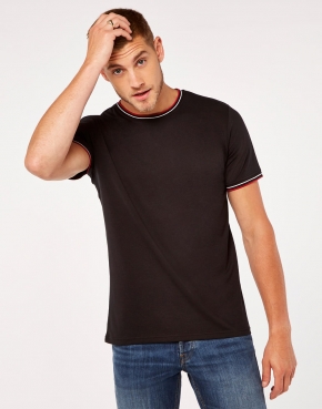 Fashion Fit Tipped Tee 