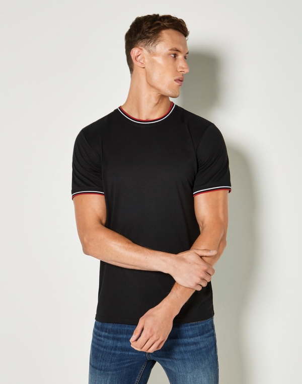 Fashion Fit Tipped Tee 